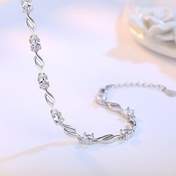 NEW 925 Sterling Silver Diamond Wave Bracelet - Picture 3 of 7
